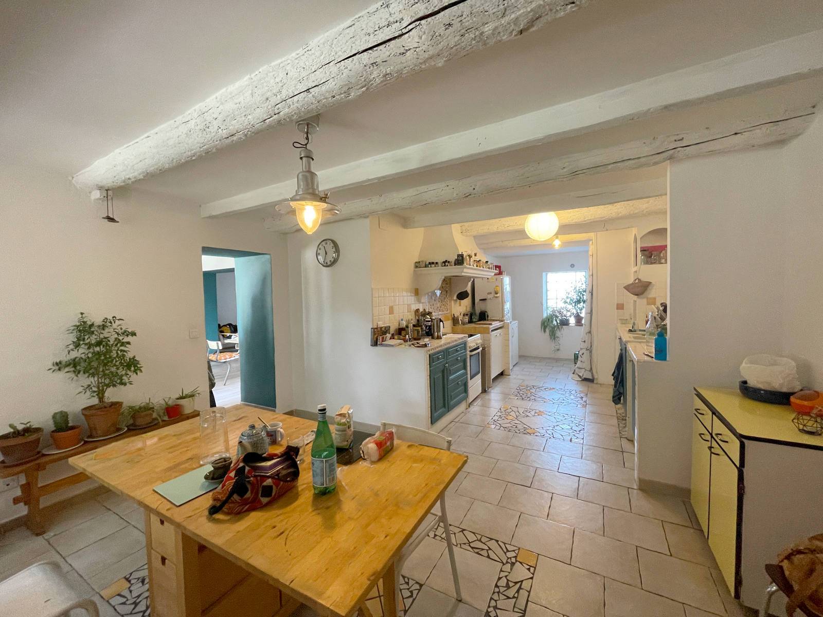 en campagne de Velleron, ferme à rénover composée de 4 logements   