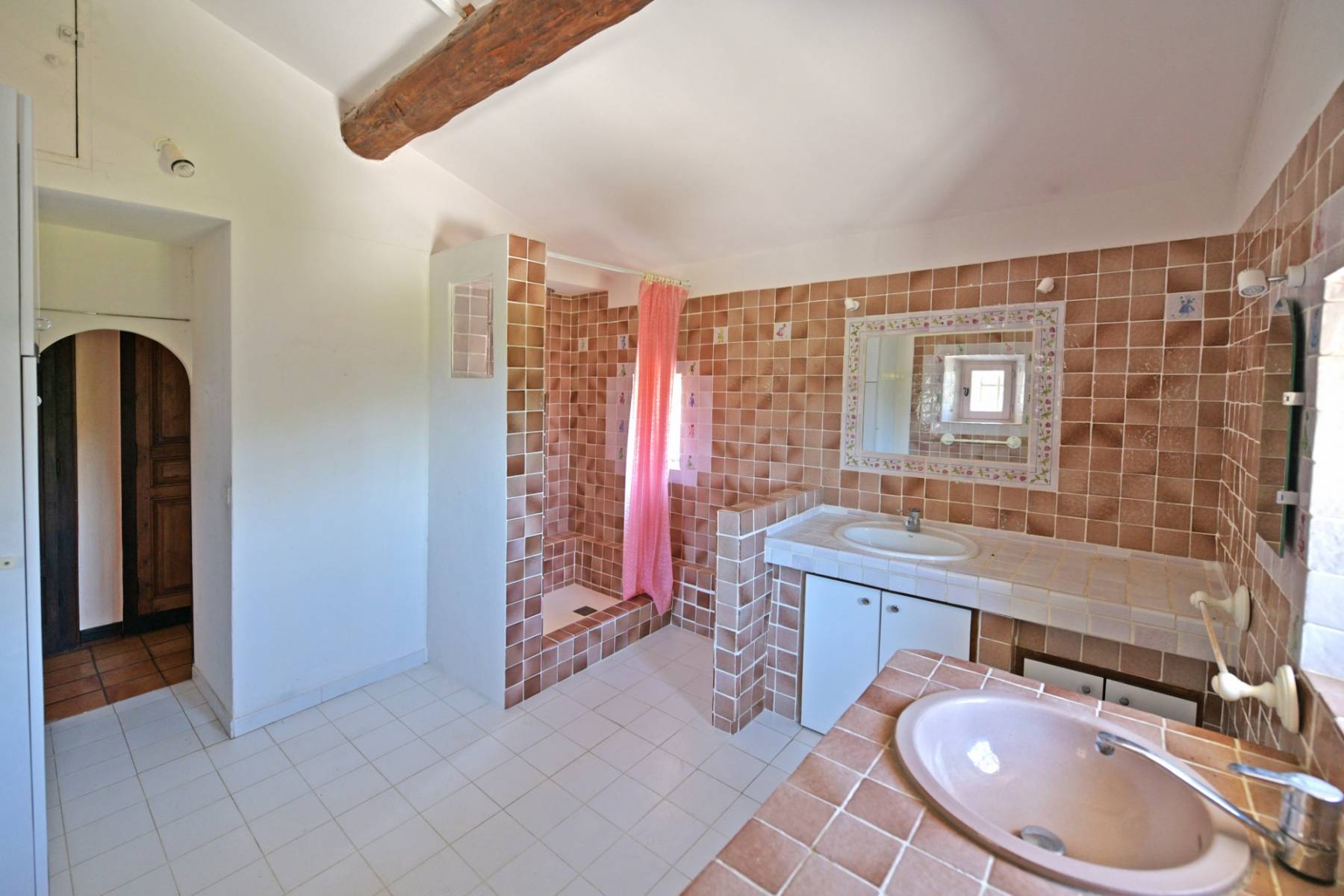 Propriété sur 2 hectares entre Goult et Roussillon