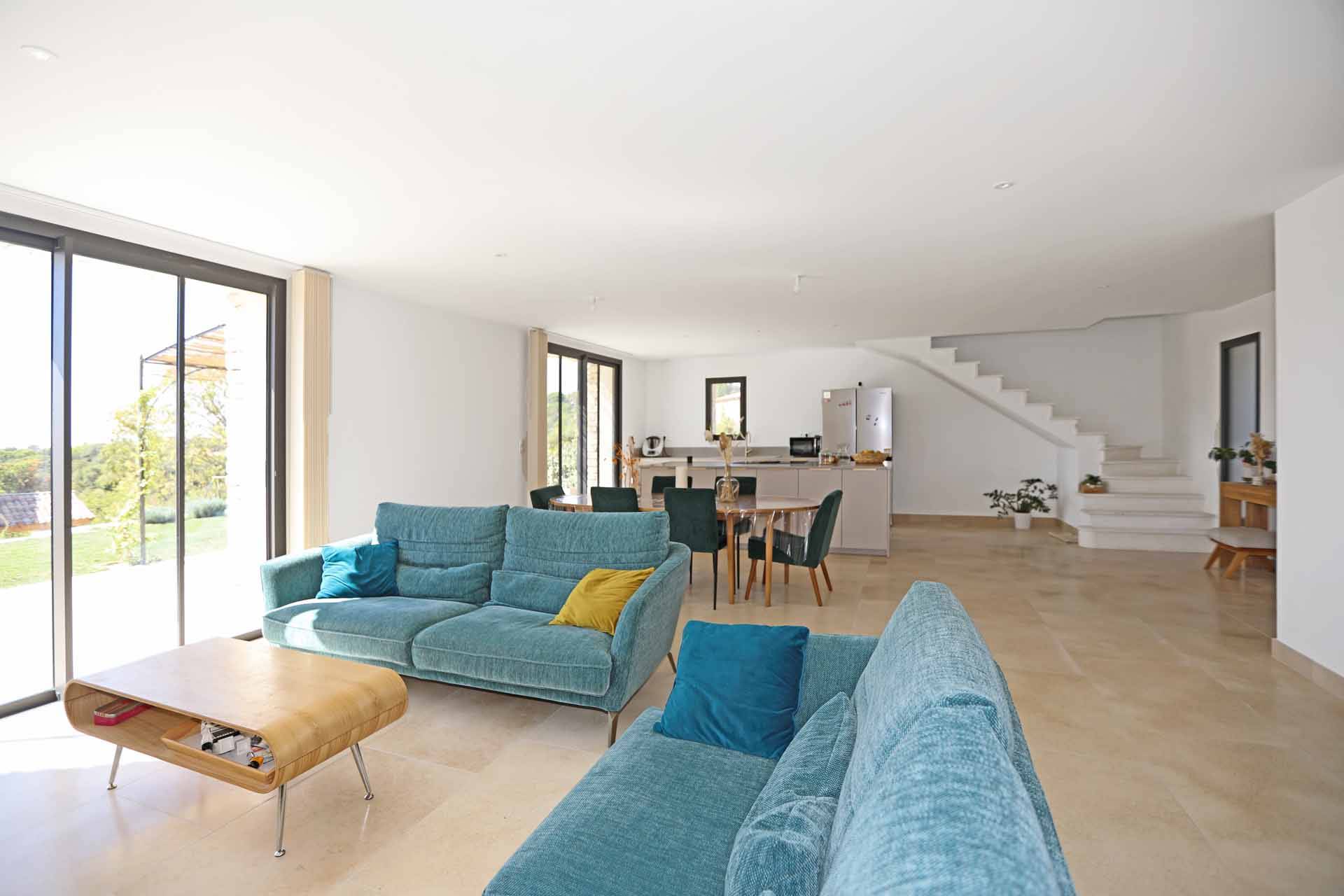 Luberon, maison de 2021 dans un quartier résidentiel de Gordes   