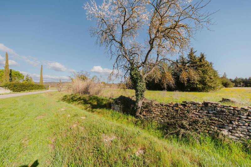 terrain constructible à Gordes