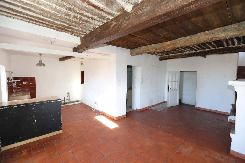 Maison à Pourrières, à deux pas d'Aix-en-Provence et de la Sainte Victoire.    