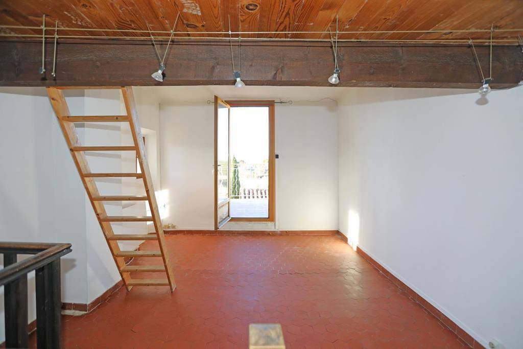 Maison à Pourrières, à deux pas d'Aix-en-Provence et de la Sainte Victoire.    