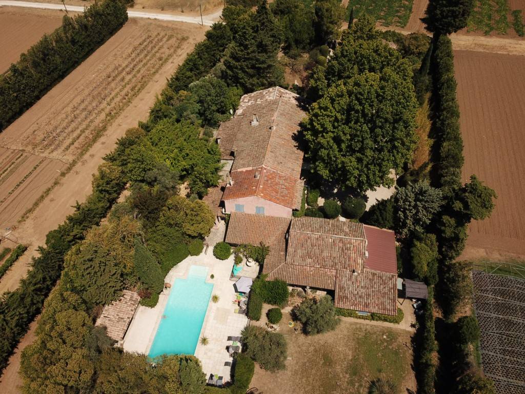 Luberon - Mas du 18ème, idéal chambres d'hotes   