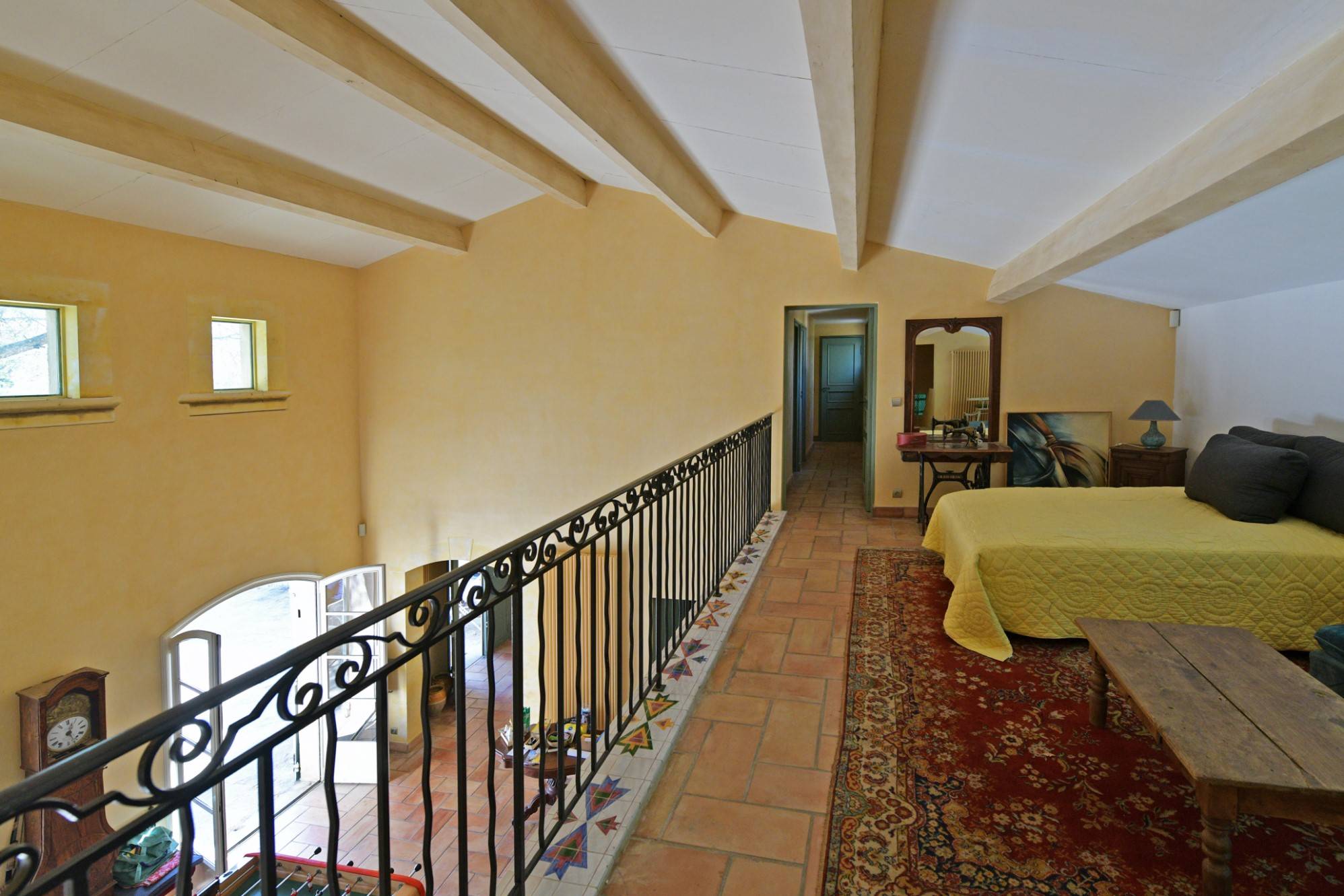 Mezzanine propriété de luxe npierre de Gordes en Luberon