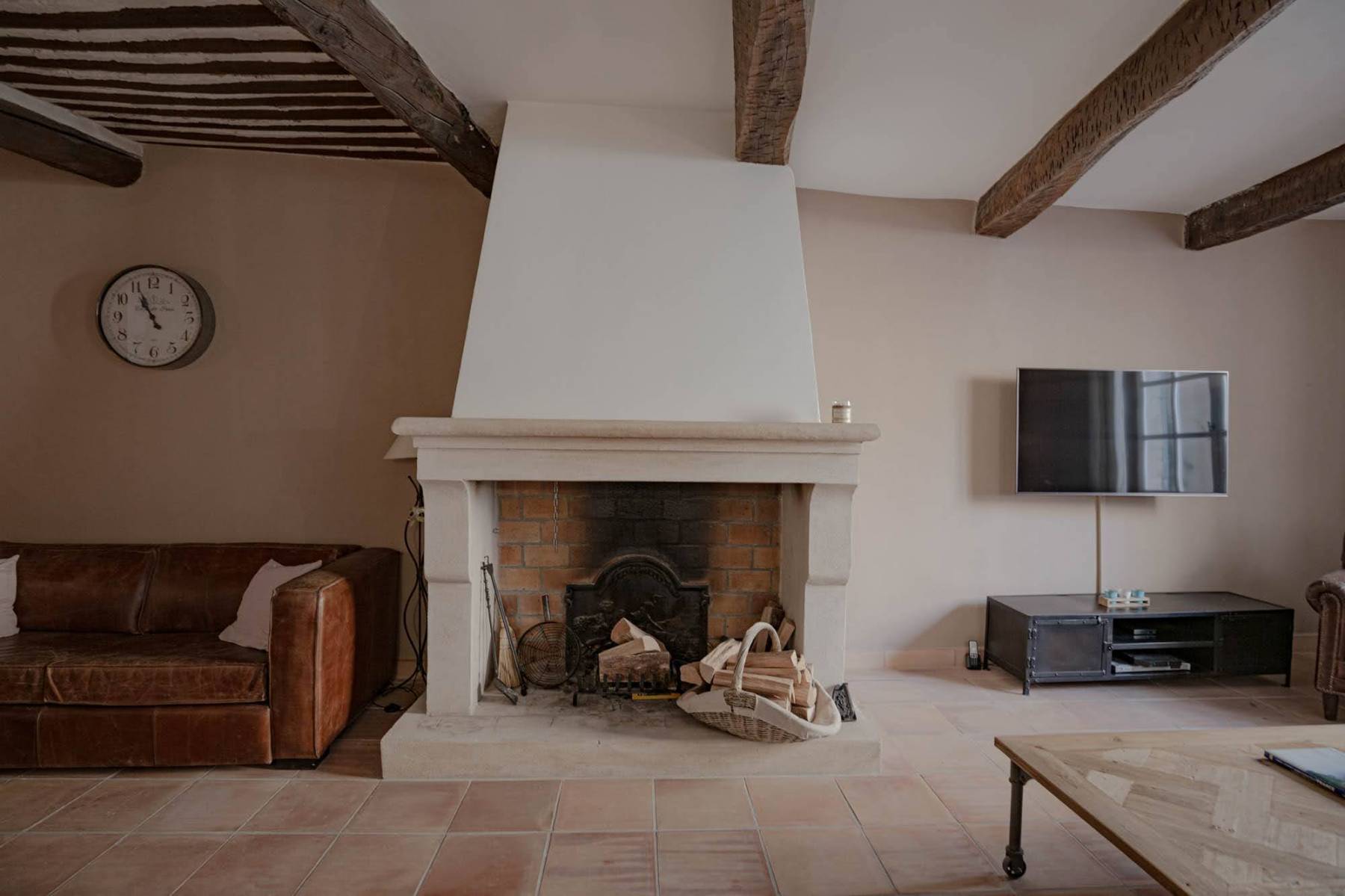 Maison de village avec terrasse panoramique à Goult.