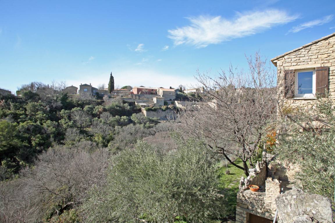 maison de village au coeur de Gordes avec vue sur le Luberon   