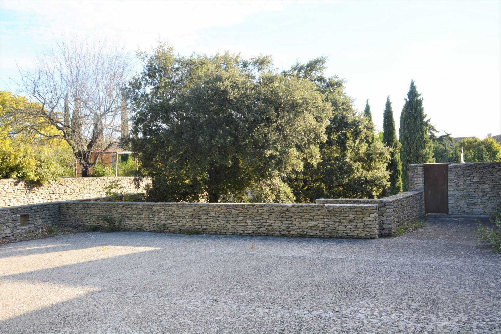 maison au cœur du village de Cabrières-d'Avignon   