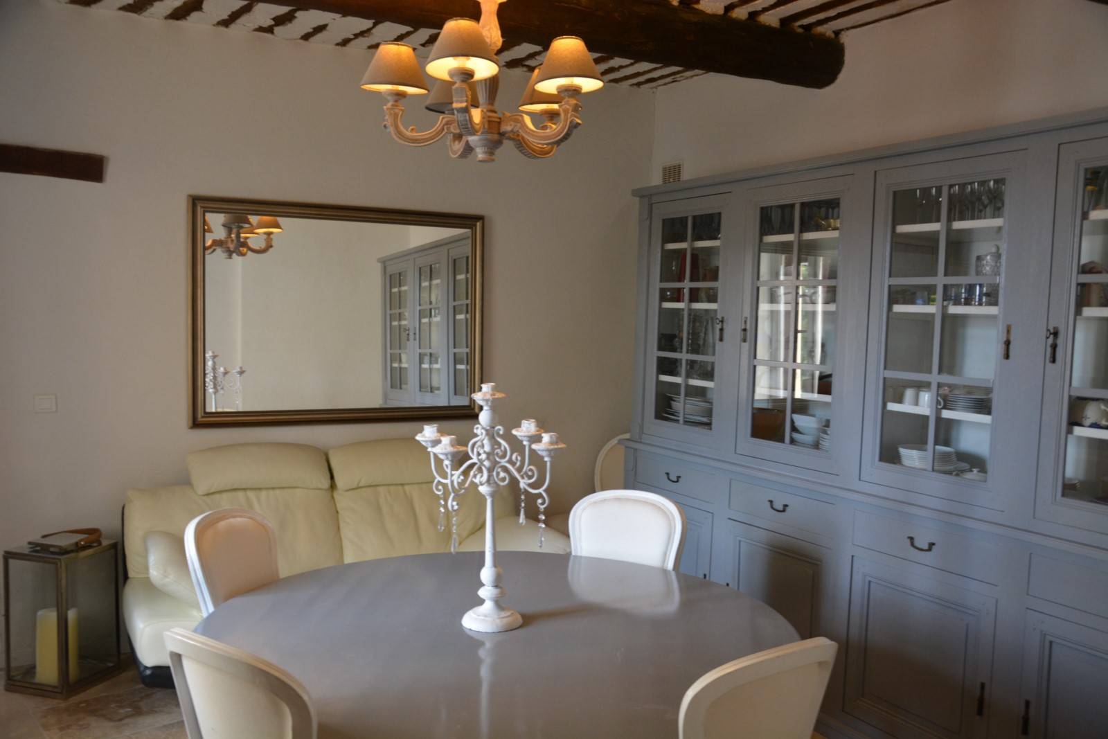 Roussillon, superbe maison de hameau du 19ème siècle restaurée   