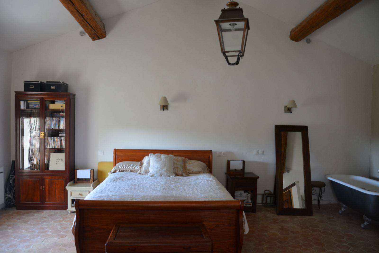 Roussillon, superbe maison de hameau du 19ème siècle restaurée   