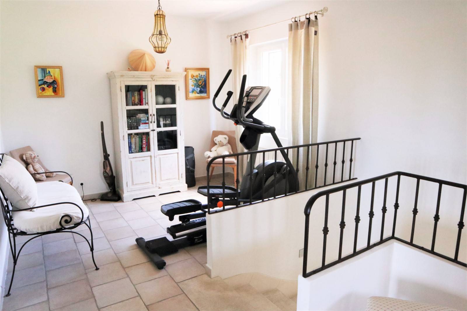 à L'Isle sur la Sorgue, superbe villa de construction traditionnelle    