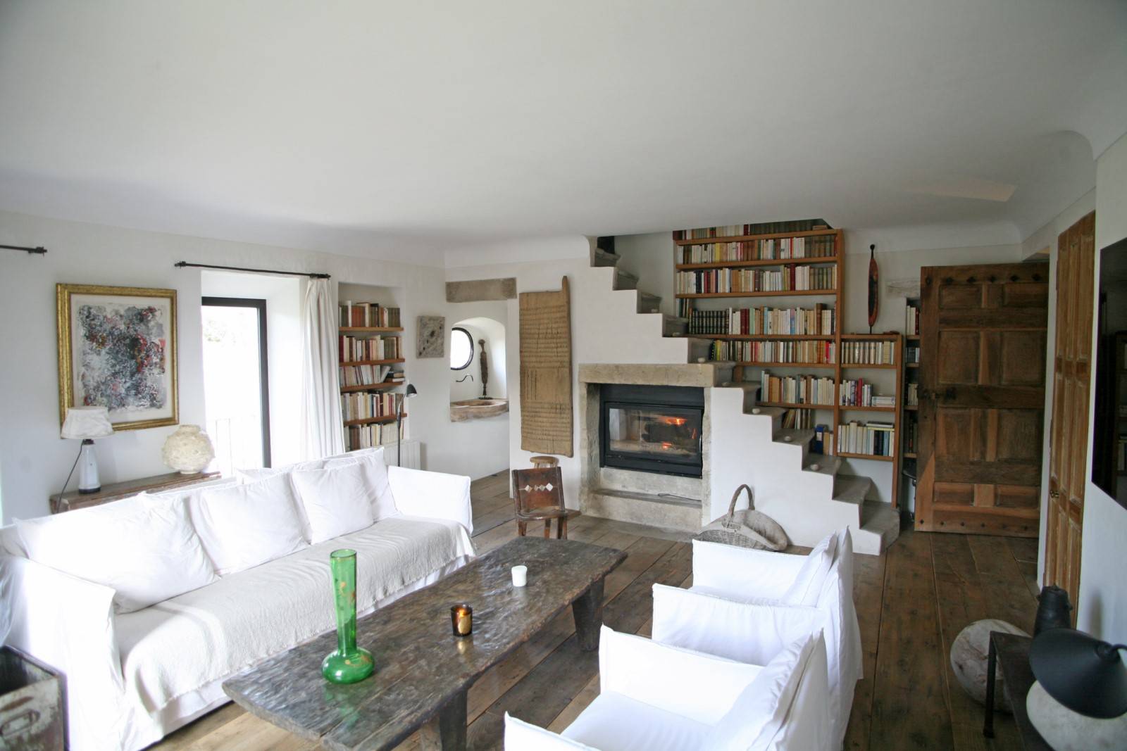 SUPERBE MAISON DE VILLAGE AVEC VUE, PISCINE ET JARDIN REMARQUABLE   