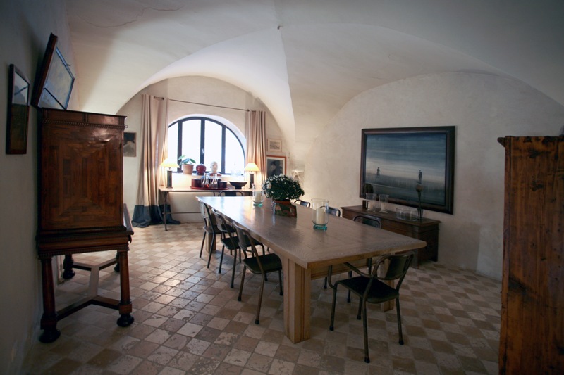 Maison de village de caractère en Luberon avec cour fermée et piscine