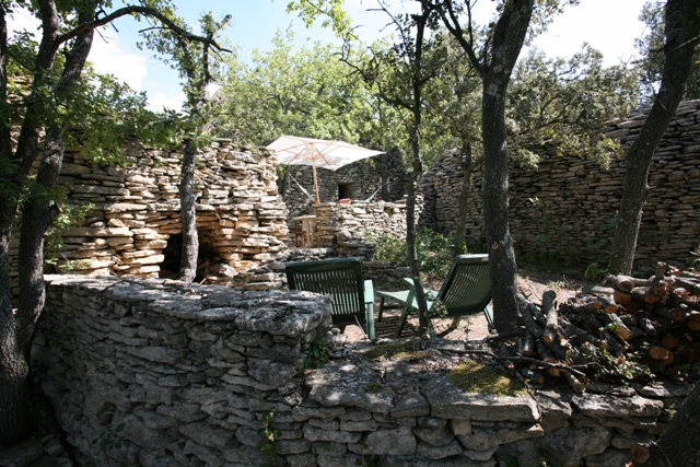 Luberon, superbe ensemble, paradis perdu !