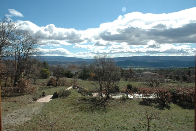 Maison en Luberon sur la hauteur avec très belle vue