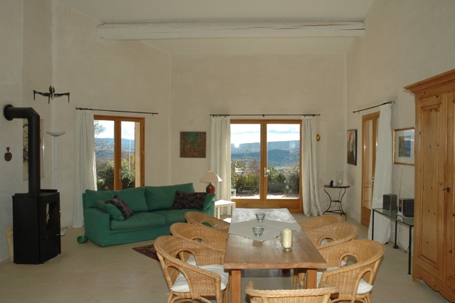 Maison en Luberon sur la hauteur avec très belle vue