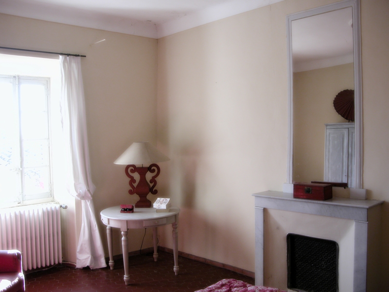 Hameau restauré en Provence