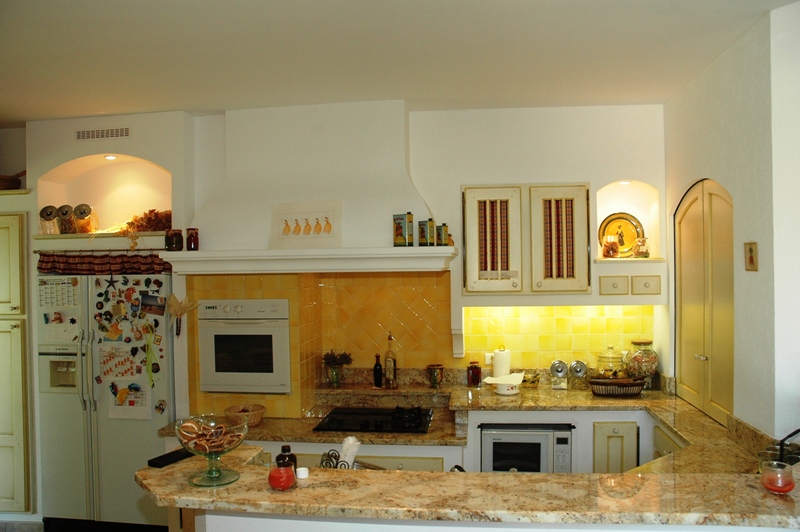 Maison d'architecte proche des Alpilles, sur 2,5 hectares au calme