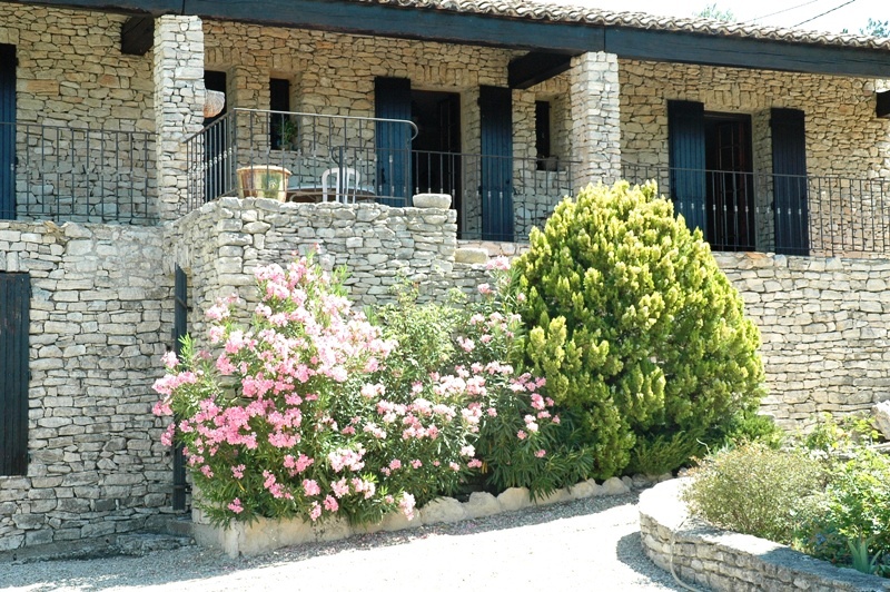 Maison en pierre en Luberon, exceptionelle emplacement  !
