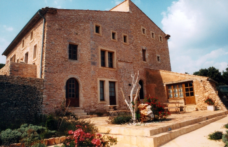 Domaine de 42 hectares en Vaucluse, entre Mont ventoux et Luberon