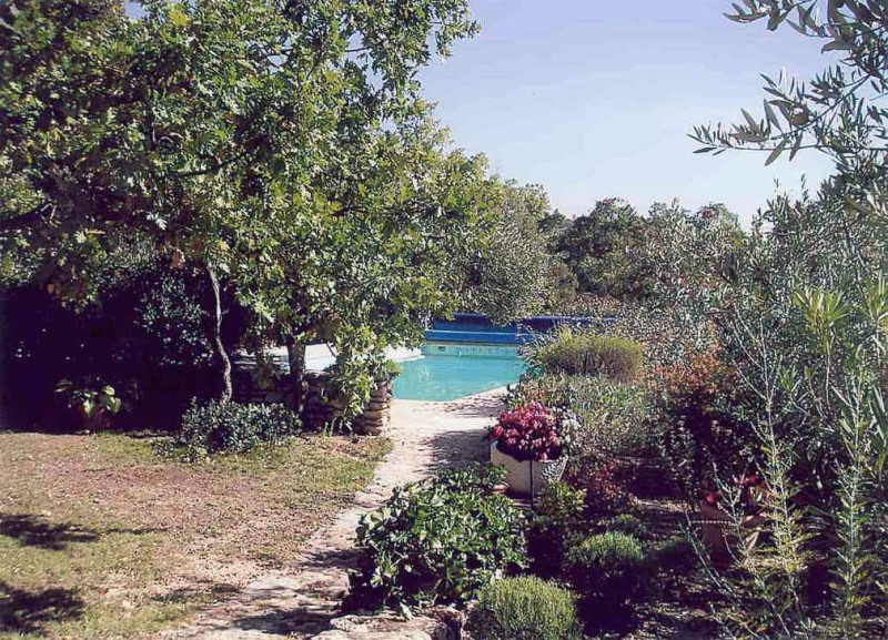 Agréable villa en Luberon sur les hauteurs avec piscine