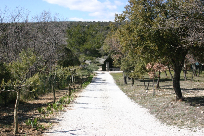 Agréable villa en Luberon sur les hauteurs avec piscine