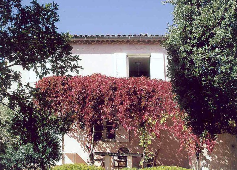 Agréable villa en Luberon sur les hauteurs avec piscine