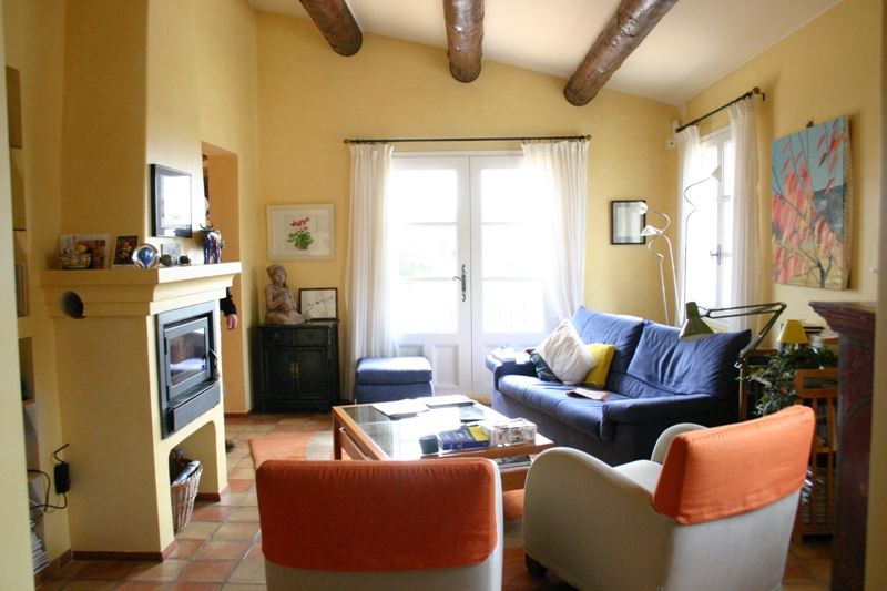 Agréable villa en Luberon sur les hauteurs avec piscine