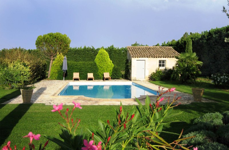 Bastide 18ème entre Cavaillon et Caumont, 20 minutes d'Avignon