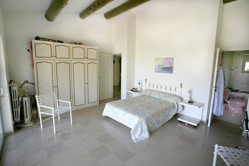 Maison en pierre du Luberon avec 7 chambres