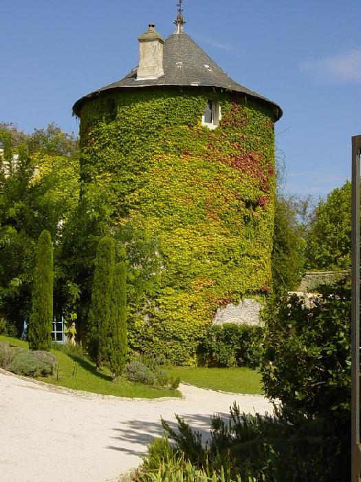Superbe château du XIème siècle en vente dans le sud de la France
