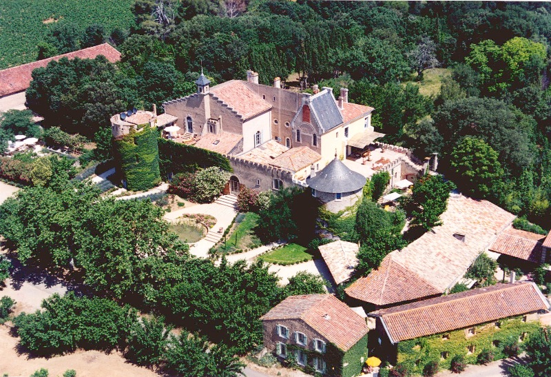Superbe château du XIème siècle en vente dans le sud de la France