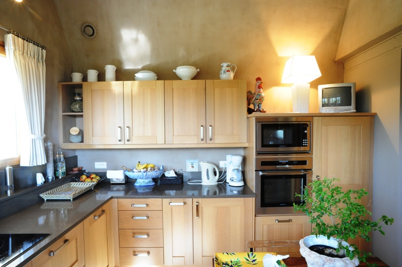 Face au Luberon, superbe maison sur un terrain d'environ 7,5 hectares