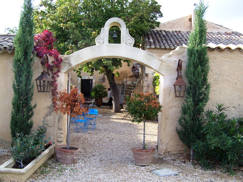 Mas de charme avec vue sur le Luberon, nombreuses possibilités !