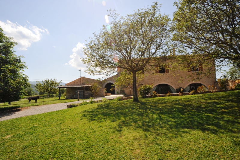 Domaine de 12 hectares d'un seul tenant avec vue imprenable sur le Luberon