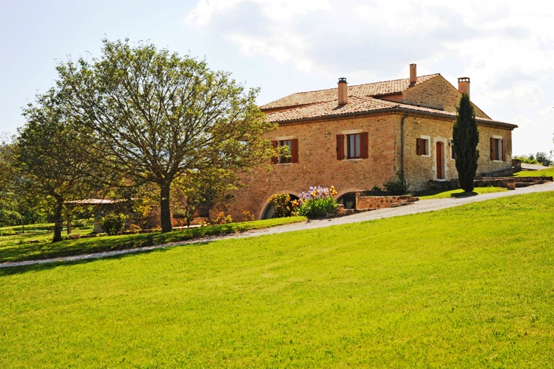 Domaine de 12 hectares d'un seul tenant avec vue imprenable sur le Luberon