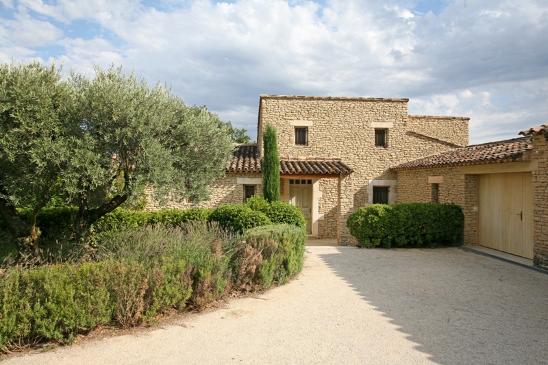 Luberon, maison en pierre de Gordes, possibilité de chambres d'hôtes.