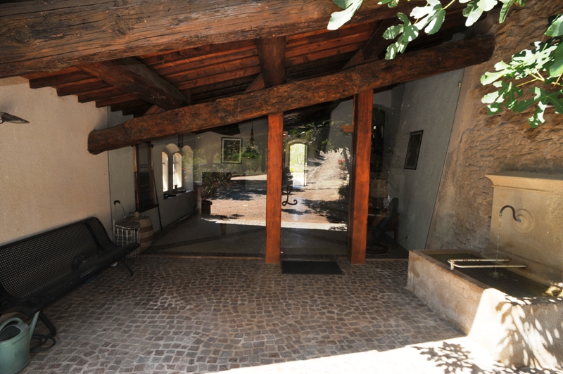 Propriété en pierres du pays - Luberon