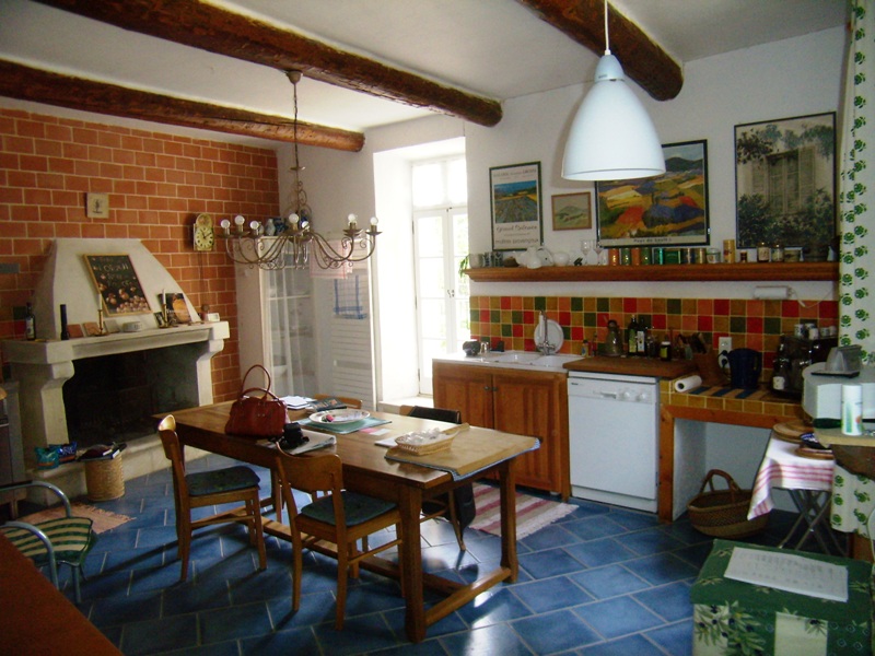 Luberon, maison de Maître en hameau avec jardin