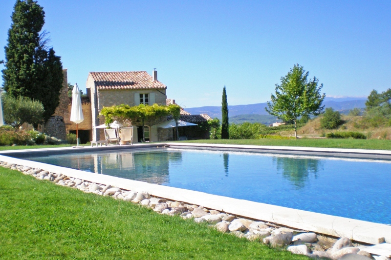 Superbe bastide XVIIIème entièrement rénovée en Luberon