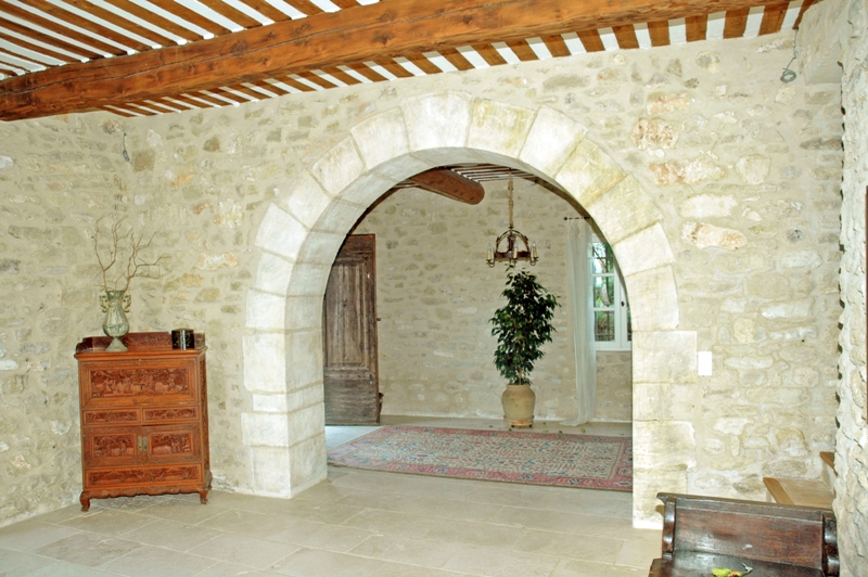Superbe bastide XVIIIème entièrement rénovée en Luberon