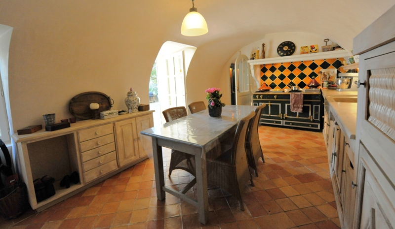 Ancien mas rénové en Luberon