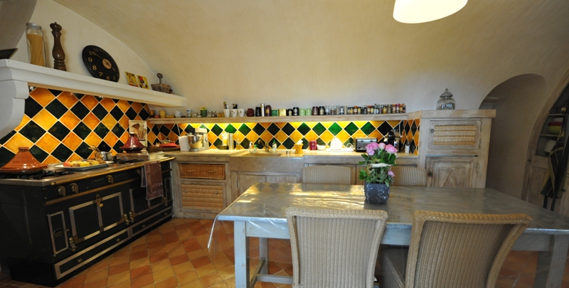 Ancien mas rénové en Luberon