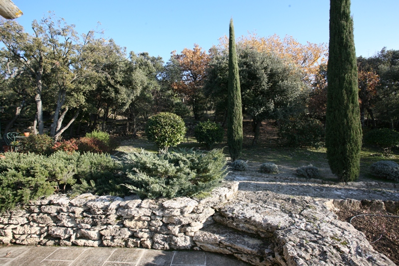 Maison en pierre face au Luberon avec vue d'exception !