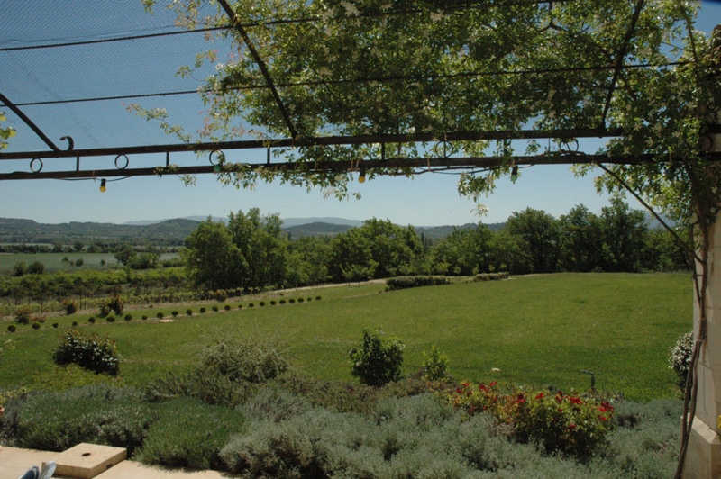 Maison moderne - magnifique vue sur Luberon