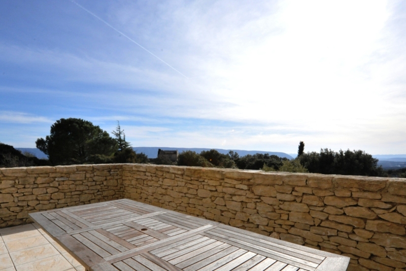 Gordes - Maison de village avec garage et piscine   