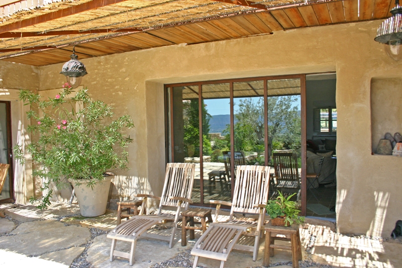 Proche de Gordes... dans un site exceptionnel !