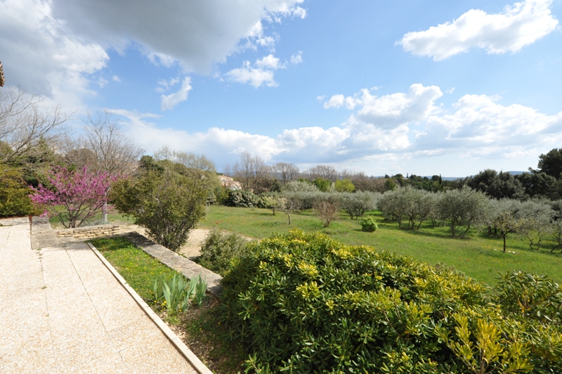 Villa provençale dans le parc du Luberon