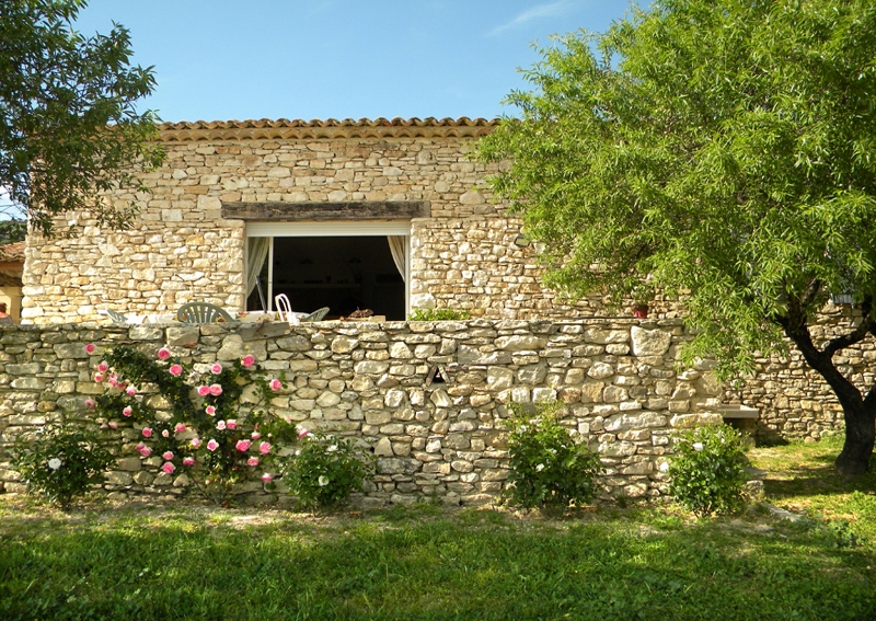 Maison Gordienne face au Luberon