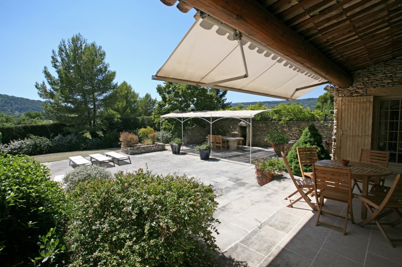 Maison en Luberon avec piscine au calme