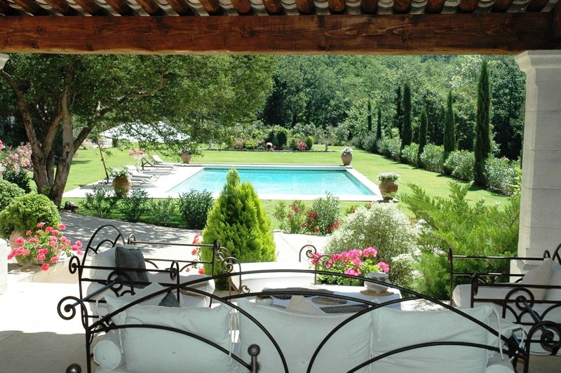 Superbe propriété  aux portes du Luberon   avec tennis et piscine